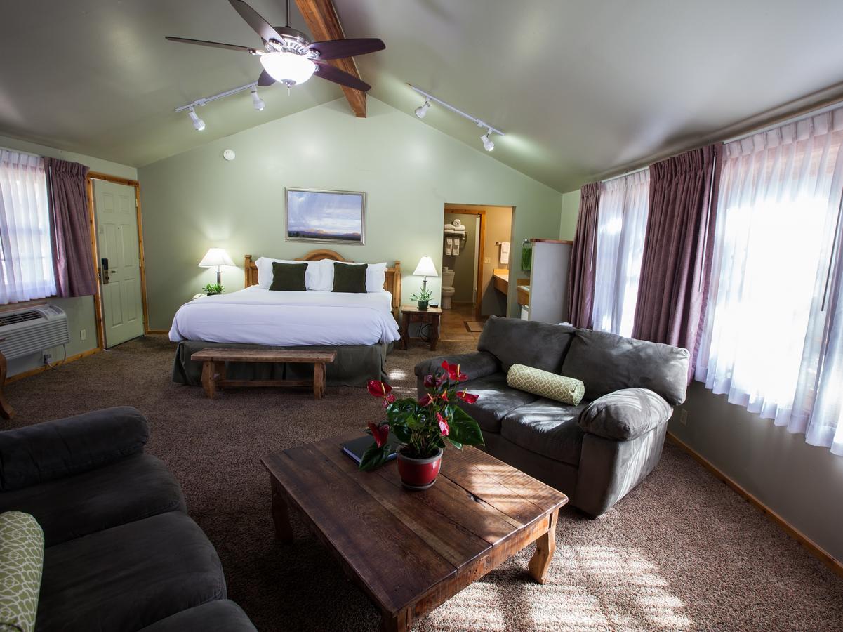 Mini-hôtel Flanigan's And 3*